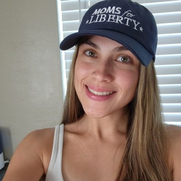 stephanie_dz
